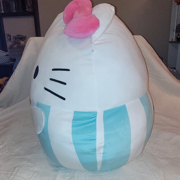 2024 Sanrio Giant SQUISHMALLOW (read) - Picture 8 of 14